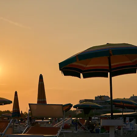 Feel At In Our Cozy Flat With Shared Pool Bibione