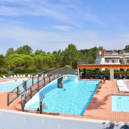 Apartmán Feel At In Our Cozy Flat With Shared Pool