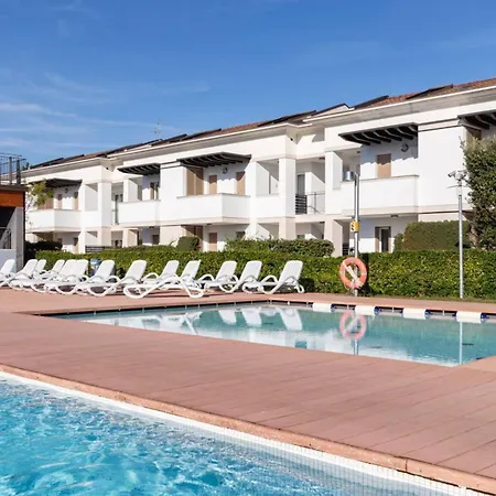 Appartamento Well Equipped With Pool And Solarium *